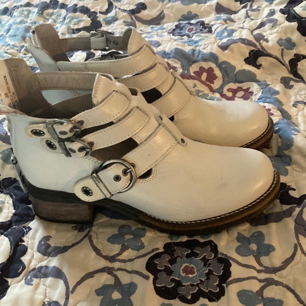 Dromedaris off white boots